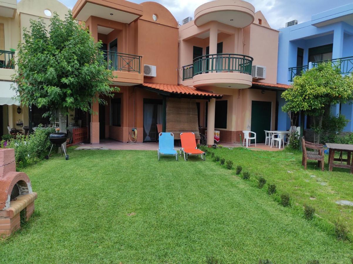 Villa Marianne Nikiti  Exterior foto